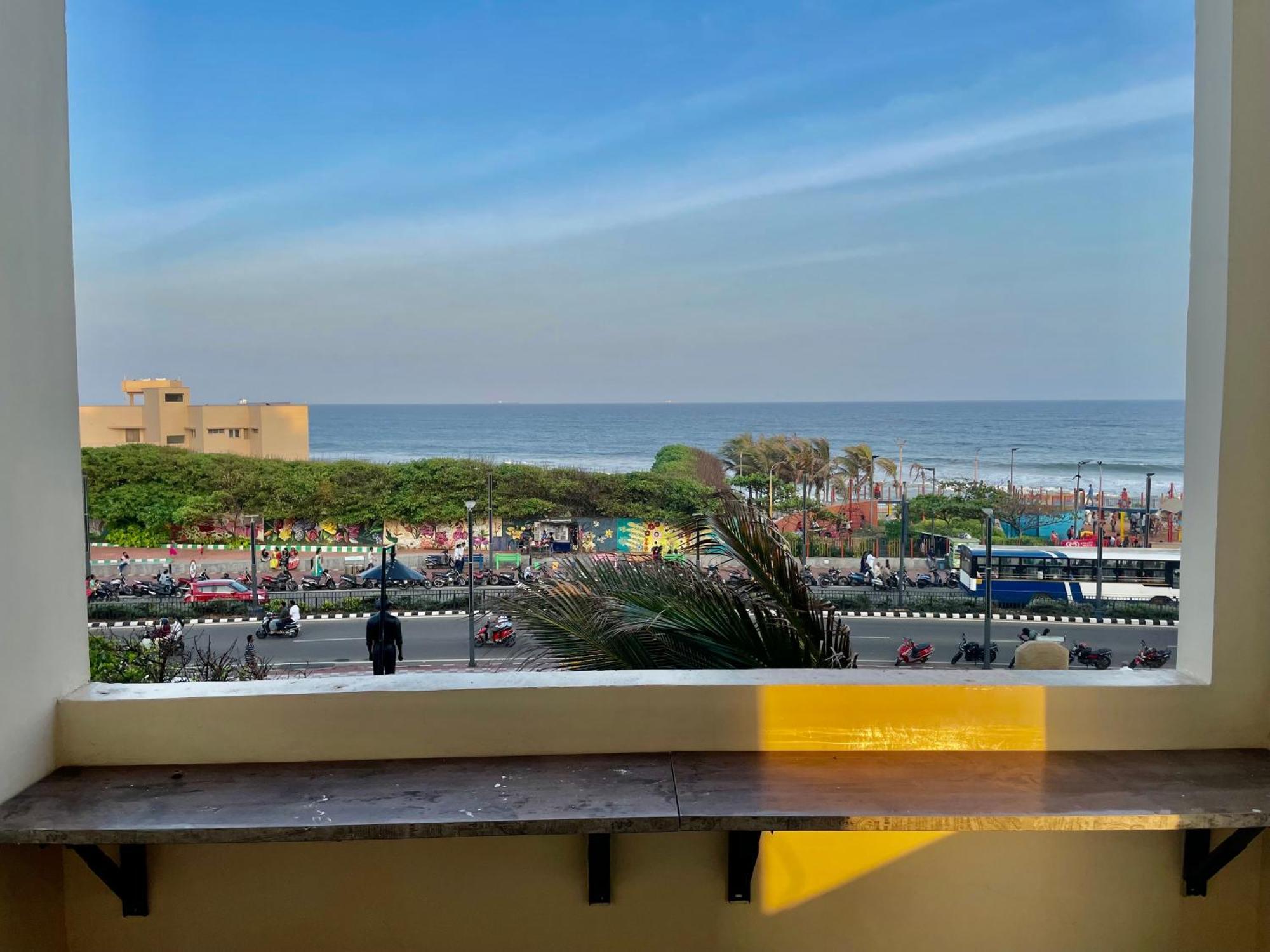 Ocean'S Edge Apartment Visakhapatnam Exterior photo